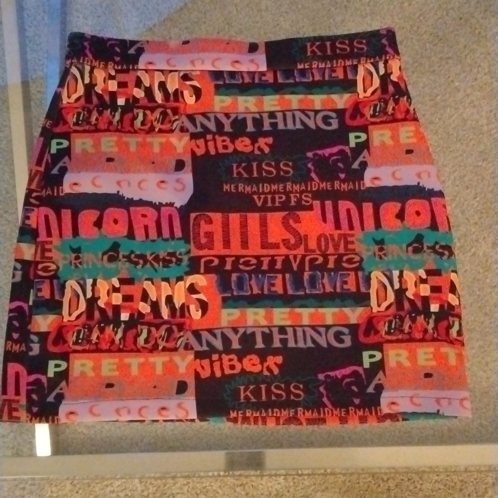 Colorful Graphic Print Women's Skirt By Akira